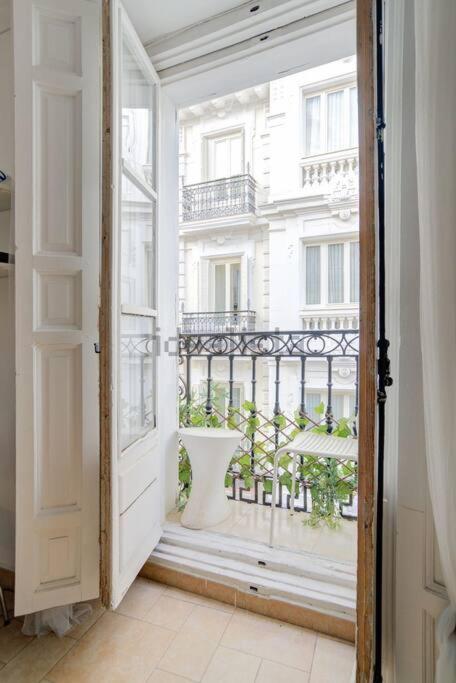 Апартаменти Flat For Groups 8 People In Gran Via-Cgrac4 Мадрид Екстер'єр фото